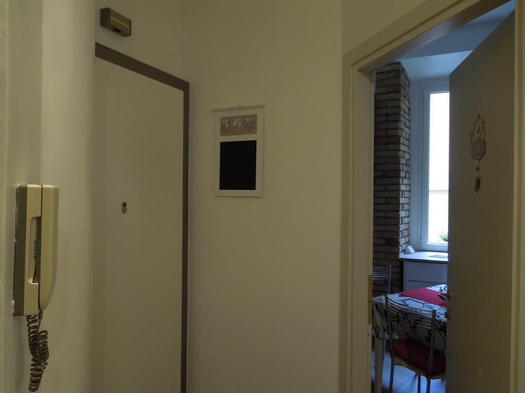 A Casa Di Lucia Villa Rome Bagian luar foto